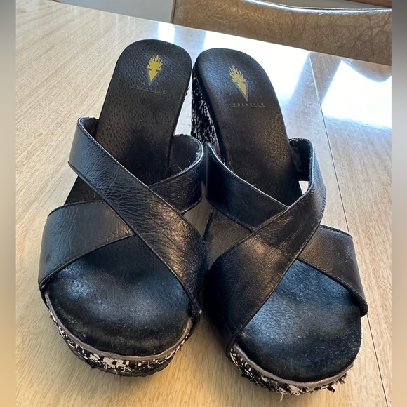 Volatile Wedge Sandal size 10 - Picture 2 of 4